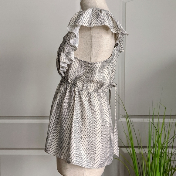 Current Air Top Ruffled Tie Back Straps Sleeveless Ruched Off-White Navy M NWT - Picture 13 of 16